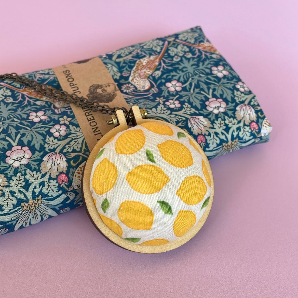 Pincushion Necklace - Lemons